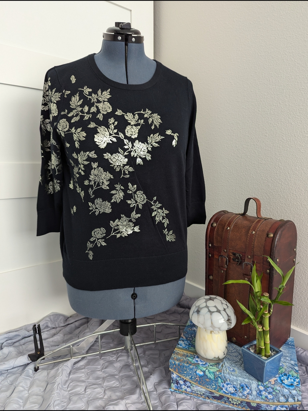 Land's End Black Floral Metallic Foil Pullover - LP